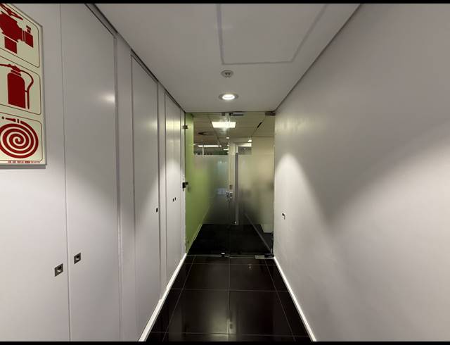 411M² OFFICE TO LET IN FORESHORE
